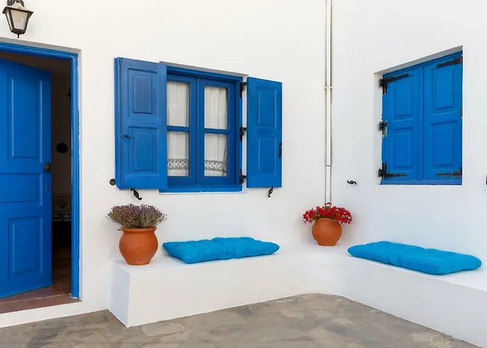House Salvia Lachania